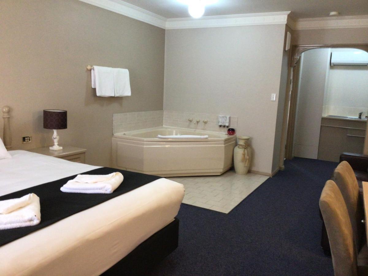 Heritage Motor Inn Goulburn Exterior foto
